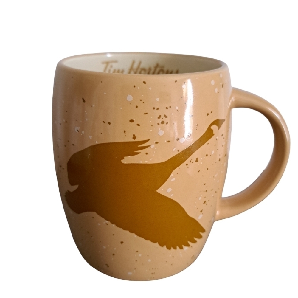 TIM HORTONS Limited Edition mug Canada Goose tan brown coffee tea mug cup 12oz